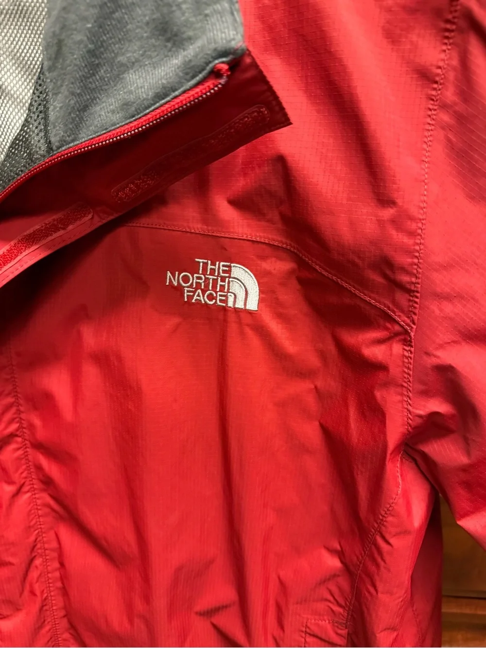 The North Face Men’s Red Hyvent Lightweight Jacket